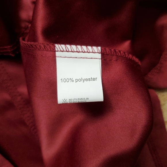 Burgundy Long Sleeveless Vest NWOT Sz S - Picture 7 of 7